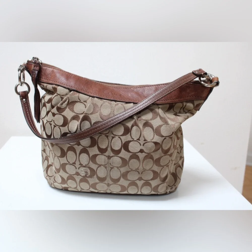 Vintage Coach signature logo Soho  bag